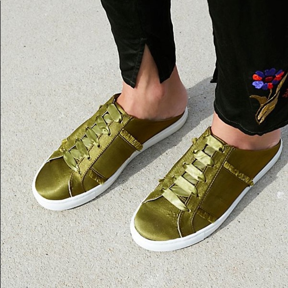 [Free People] Ladies Naples Satin Sneakers - Picture 4 of 4